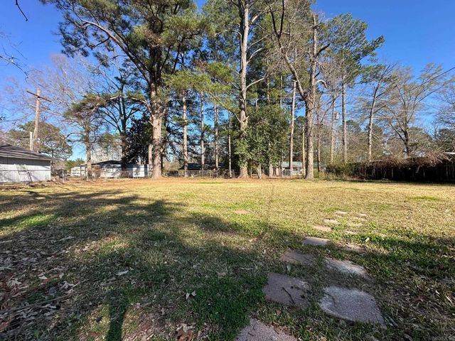 603 Walnut Street, Crossett, AR 71635