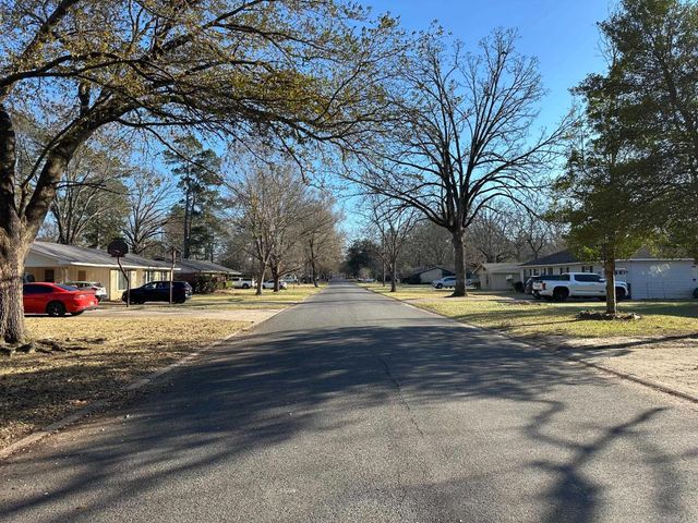 603 Walnut Street, Crossett, AR 71635