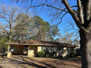 603 Walnut Street, Crossett, AR 71635