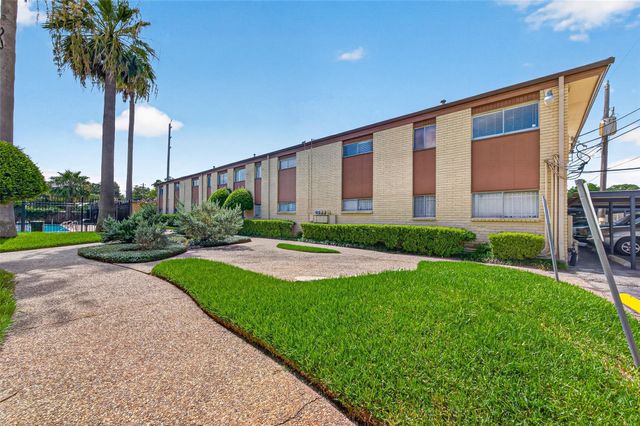 7714 Renwick Drive D13, Houston, TX 77081