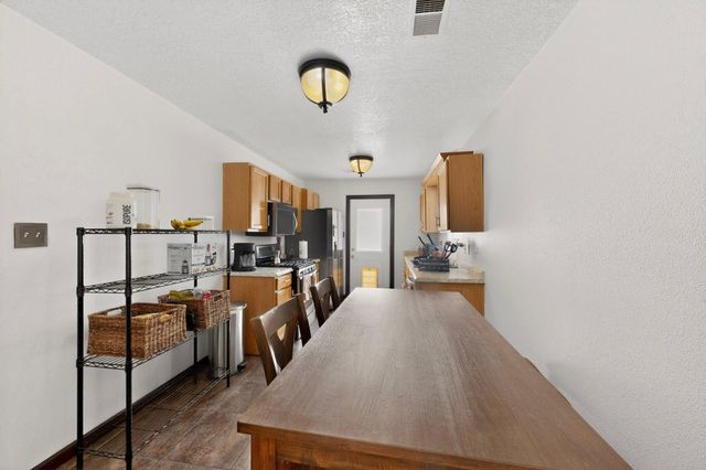 10720 Stanley Drive NW, Albuquerque, NM 87114