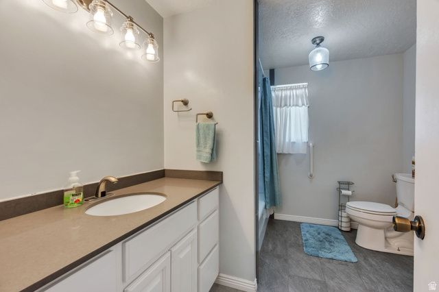 3382 S SHARON CIR, Magna, UT 84044
