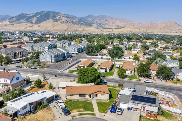 3382 S SHARON CIR, Magna, UT 84044