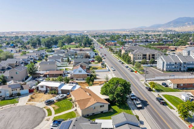 3382 S SHARON CIR, Magna, UT 84044
