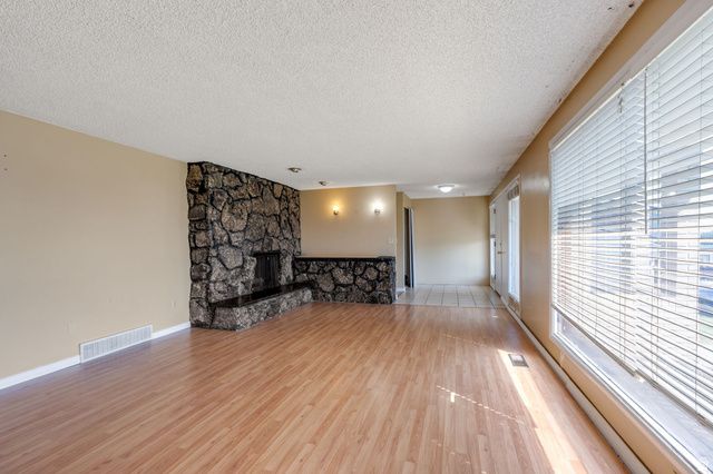 3382 S SHARON CIR, Magna, UT 84044