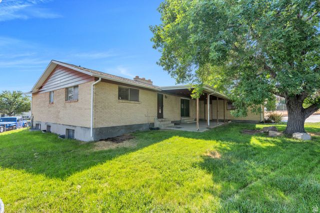 3382 S SHARON CIR, Magna, UT 84044