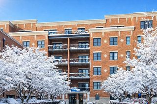 2811 N Bell Avenue 107, Chicago, IL 60618