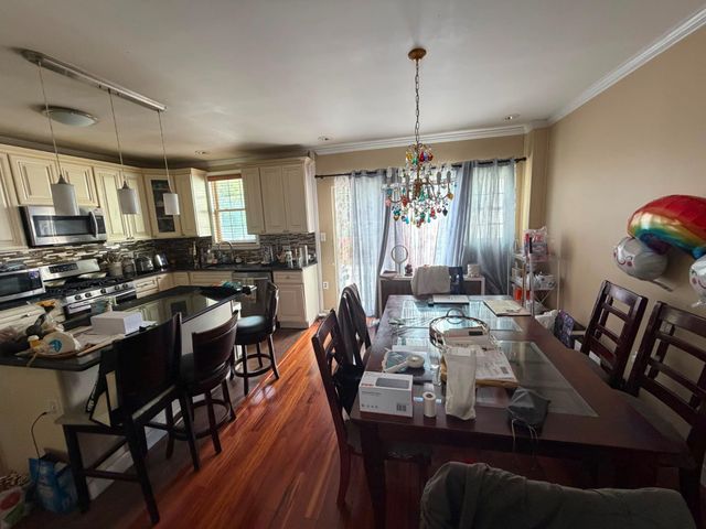 155 LEONARD ST, Jc, Heights, NJ 07307