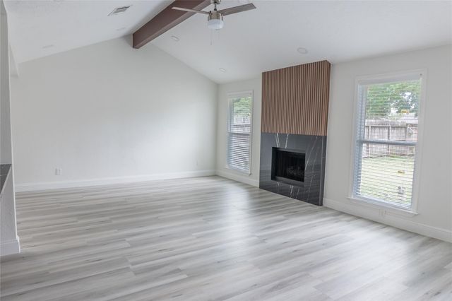 609 Oak Harbor Drive, Houston, TX 77062