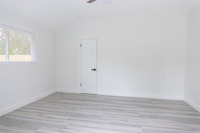 609 Oak Harbor Drive, Houston, TX 77062