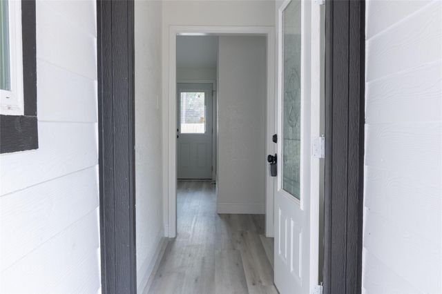 609 Oak Harbor Drive, Houston, TX 77062