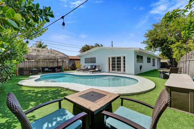 1208 NE 7th Street, Pompano Beach, FL 33060