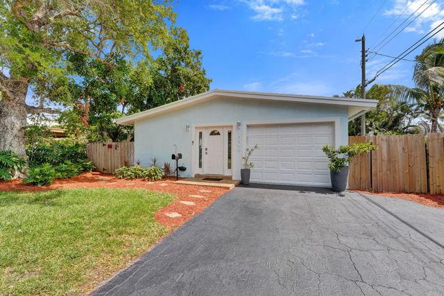 1208 NE 7th Street, Pompano Beach, FL 33060