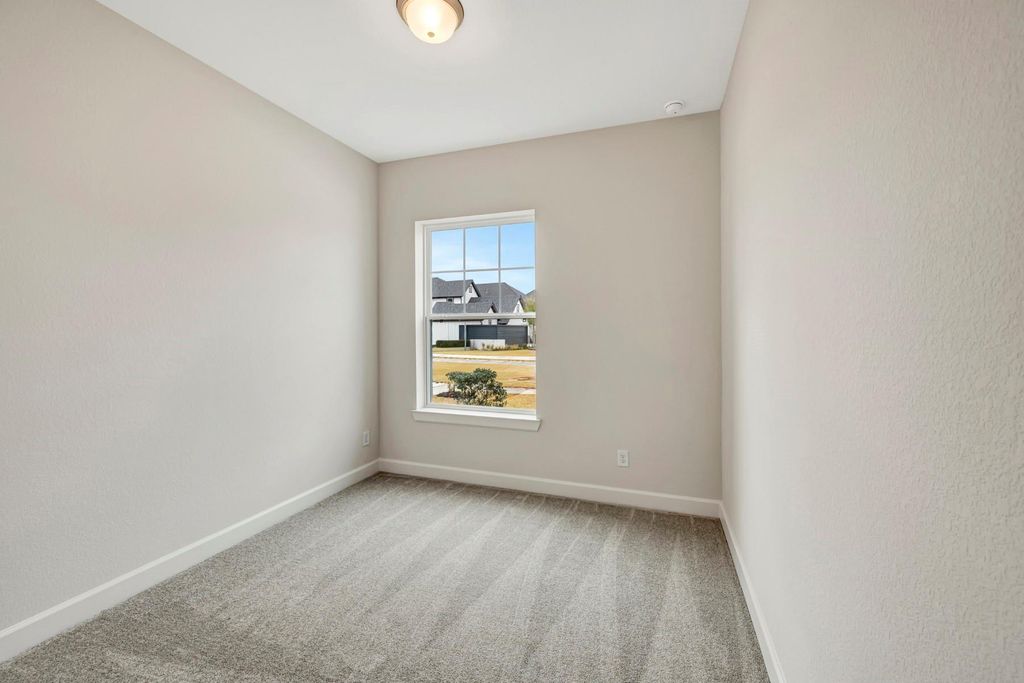 Image 17 of property listing at 454 Silver Moon Way, Katy, TX 77493