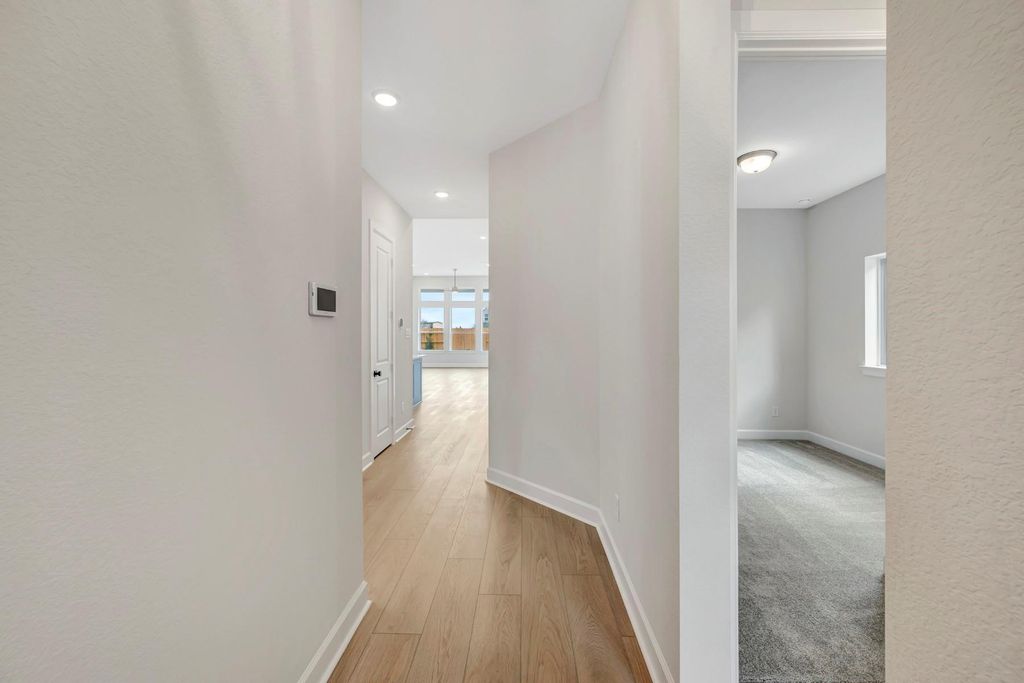 Image 20 of property listing at 454 Silver Moon Way, Katy, TX 77493