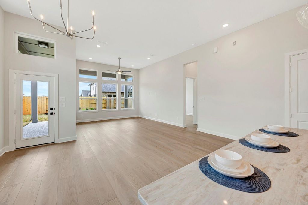 Image 24 of property listing at 454 Silver Moon Way, Katy, TX 77493