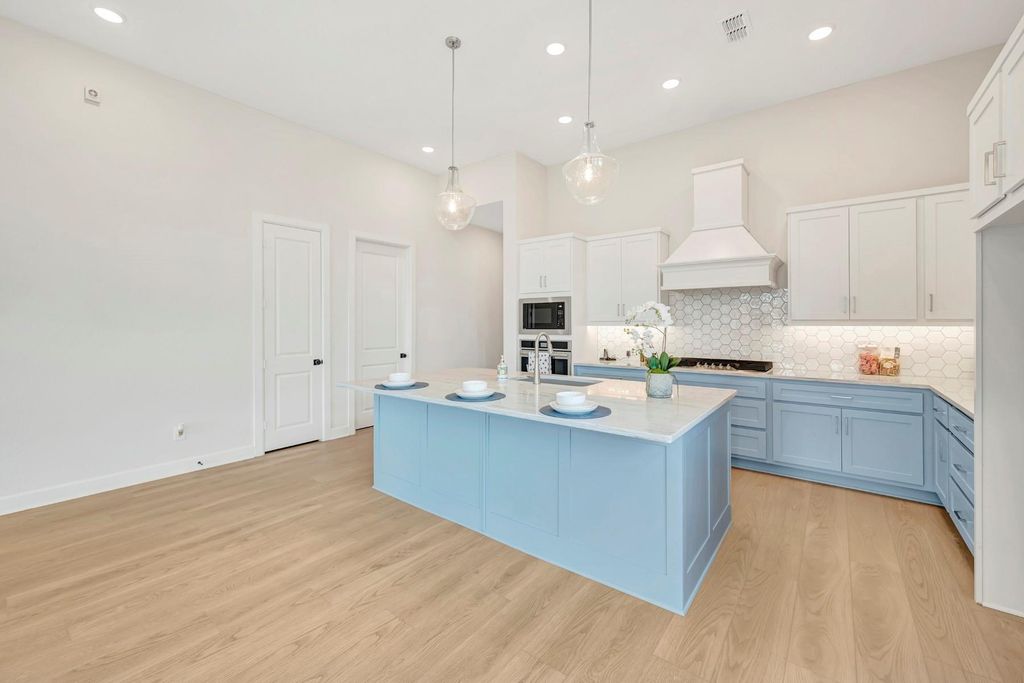 Image 31 of property listing at 454 Silver Moon Way, Katy, TX 77493