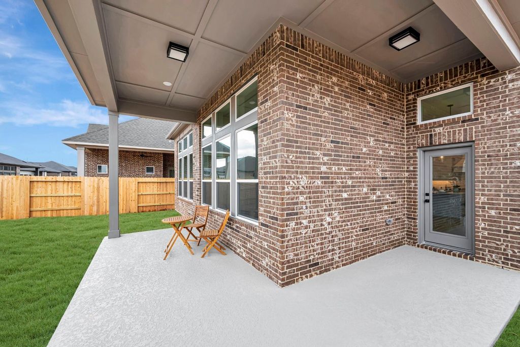 Image 7 of property listing at 454 Silver Moon Way, Katy, TX 77493