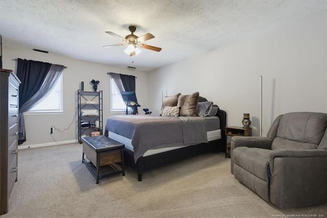 1963 Fairforest Drive, Fayetteville, NC 28304