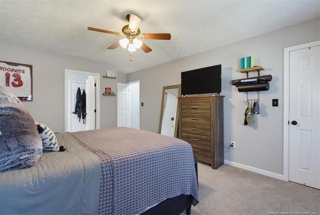 1963 Fairforest Drive, Fayetteville, NC 28304