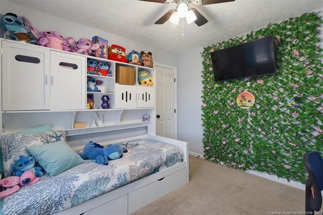 1963 Fairforest Drive, Fayetteville, NC 28304