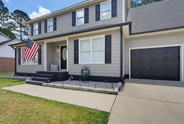 1963 Fairforest Drive, Fayetteville, NC 28304