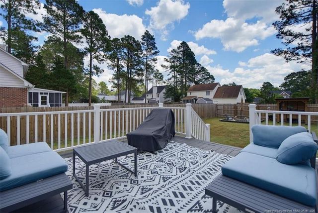 1963 Fairforest Drive, Fayetteville, NC 28304