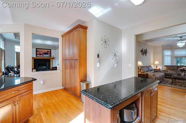 4461 Old Oak Court, Plymouth, MI 48170