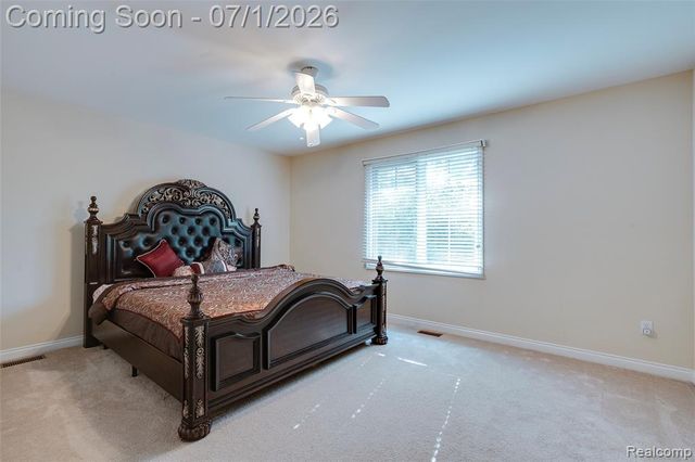 4461 Old Oak Court, Plymouth, MI 48170
