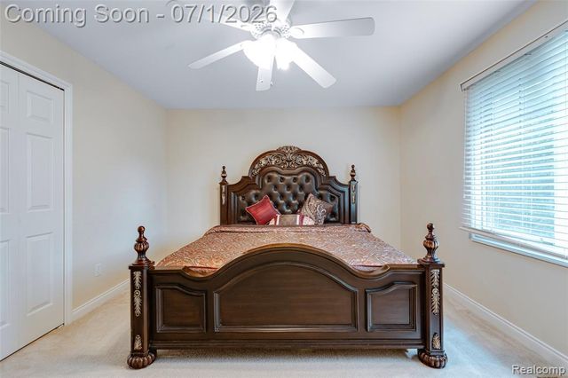 4461 Old Oak Court, Plymouth, MI 48170