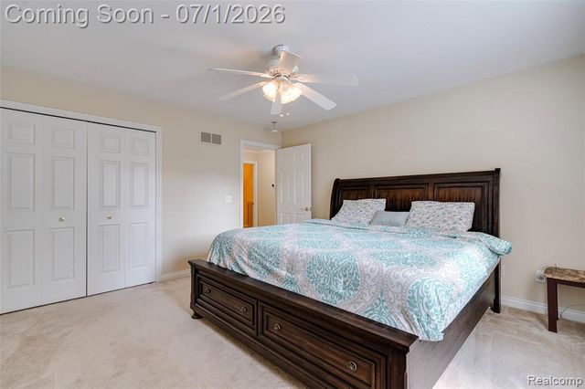 4461 Old Oak Court, Plymouth, MI 48170