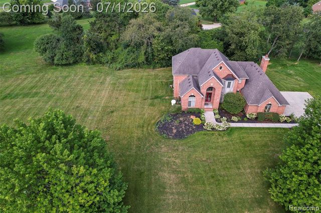 4461 Old Oak Court, Plymouth, MI 48170