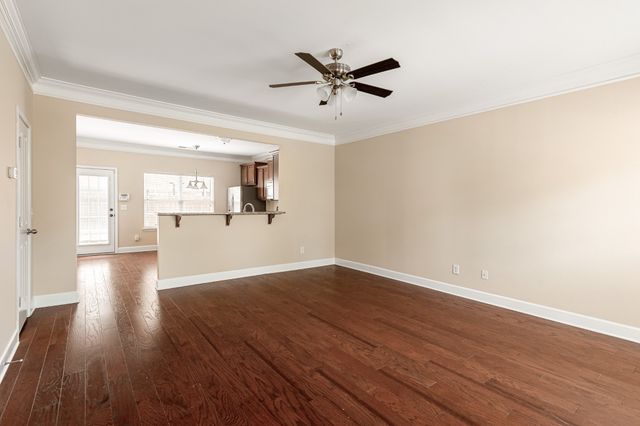6727 Sunnywood Dr, Nashville, TN 37211