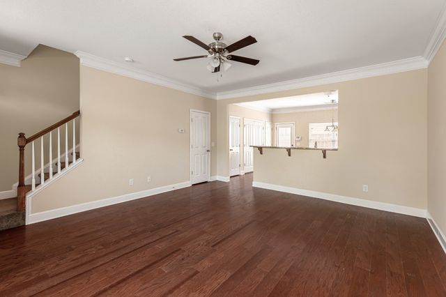 6727 Sunnywood Dr, Nashville, TN 37211