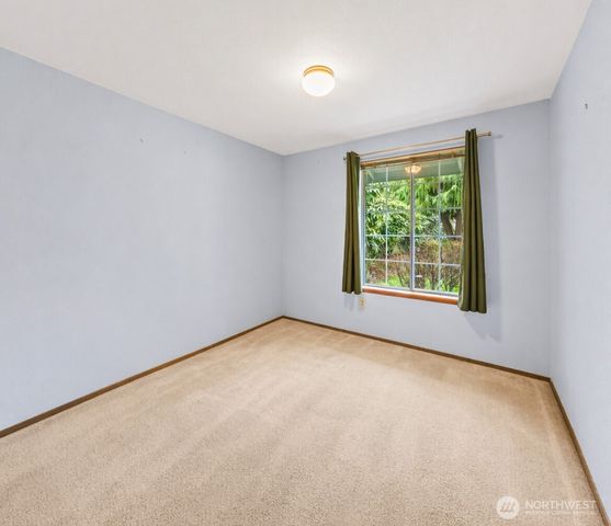 5717 60th Street Ct W, University Place, WA 98467