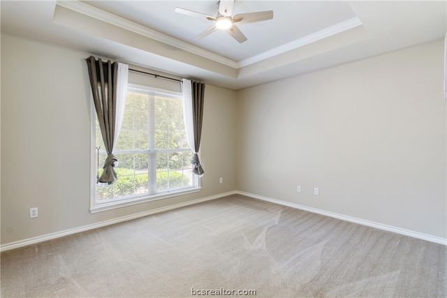 5926 Wild Horse Run, College Station, TX 77845