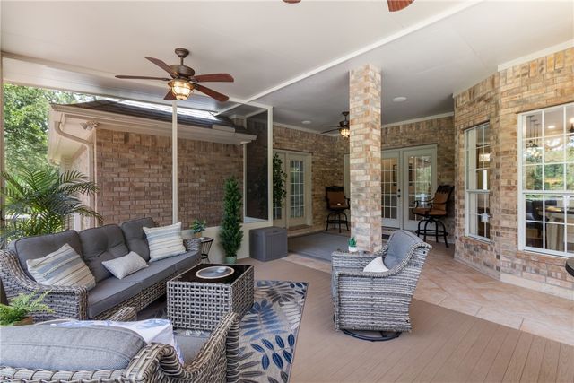 5926 Wild Horse Run, College Station, TX 77845