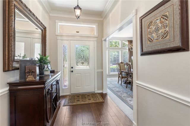 5926 Wild Horse Run, College Station, TX 77845