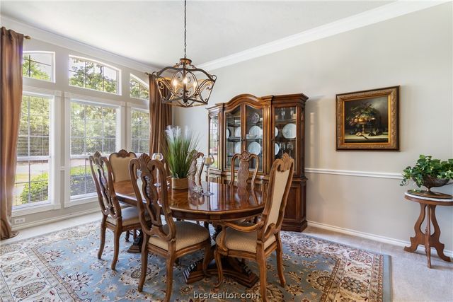 5926 Wild Horse Run, College Station, TX 77845
