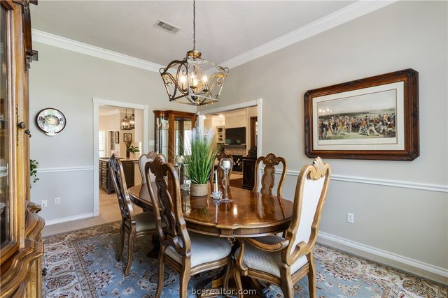 5926 Wild Horse Run, College Station, TX 77845