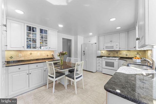 1104 FALLSMEAD WAY, Potomac, MD 20854