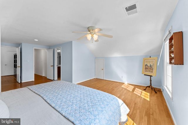 1104 FALLSMEAD WAY, Potomac, MD 20854