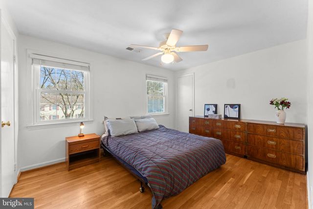 1104 FALLSMEAD WAY, Potomac, MD 20854