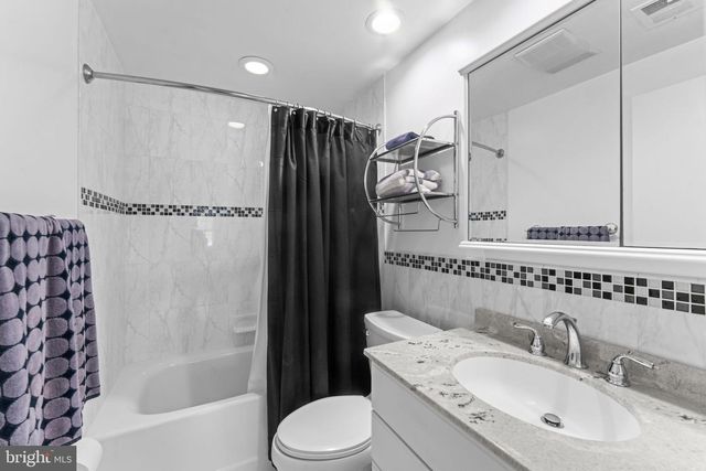 1104 FALLSMEAD WAY, Potomac, MD 20854