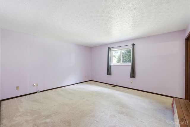 5976 Red Oak Drive, Fairfield, OH 45014