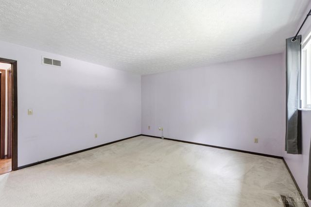 5976 Red Oak Drive, Fairfield, OH 45014