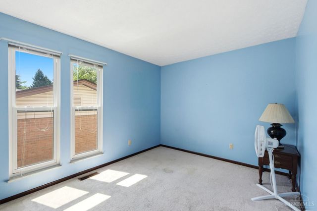 5976 Red Oak Drive, Fairfield, OH 45014