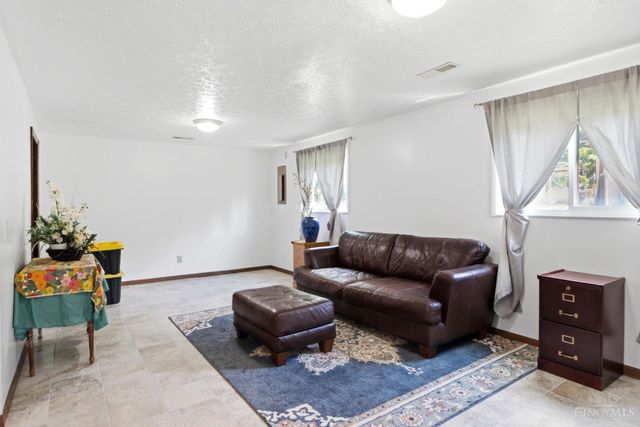 5976 Red Oak Drive, Fairfield, OH 45014