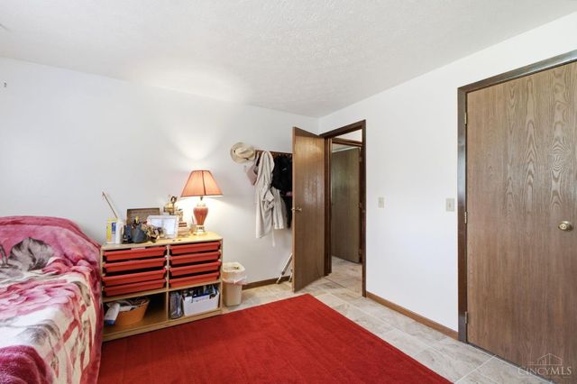 5976 Red Oak Drive, Fairfield, OH 45014