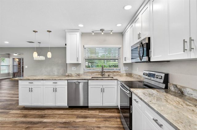 7 EAGLE LANE, Palm Harbor, FL 34683